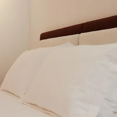 Zoe Boutique Hotel 3*